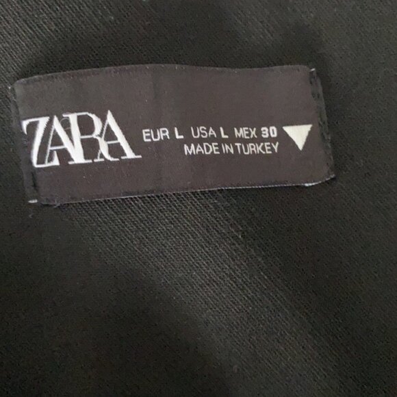 ZARA Black Ankle Pants - Picture 4 of 4